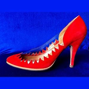VINTAGE 1980s NORMA KAMALI SEXY STILETTO ‘LICKED-BY-FLAME’ PUMPS RED SUEDE 7M